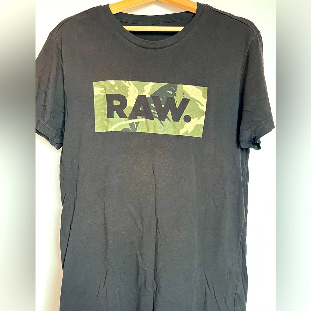 Black G-Star t-shirt with large camouflage letters R A W.